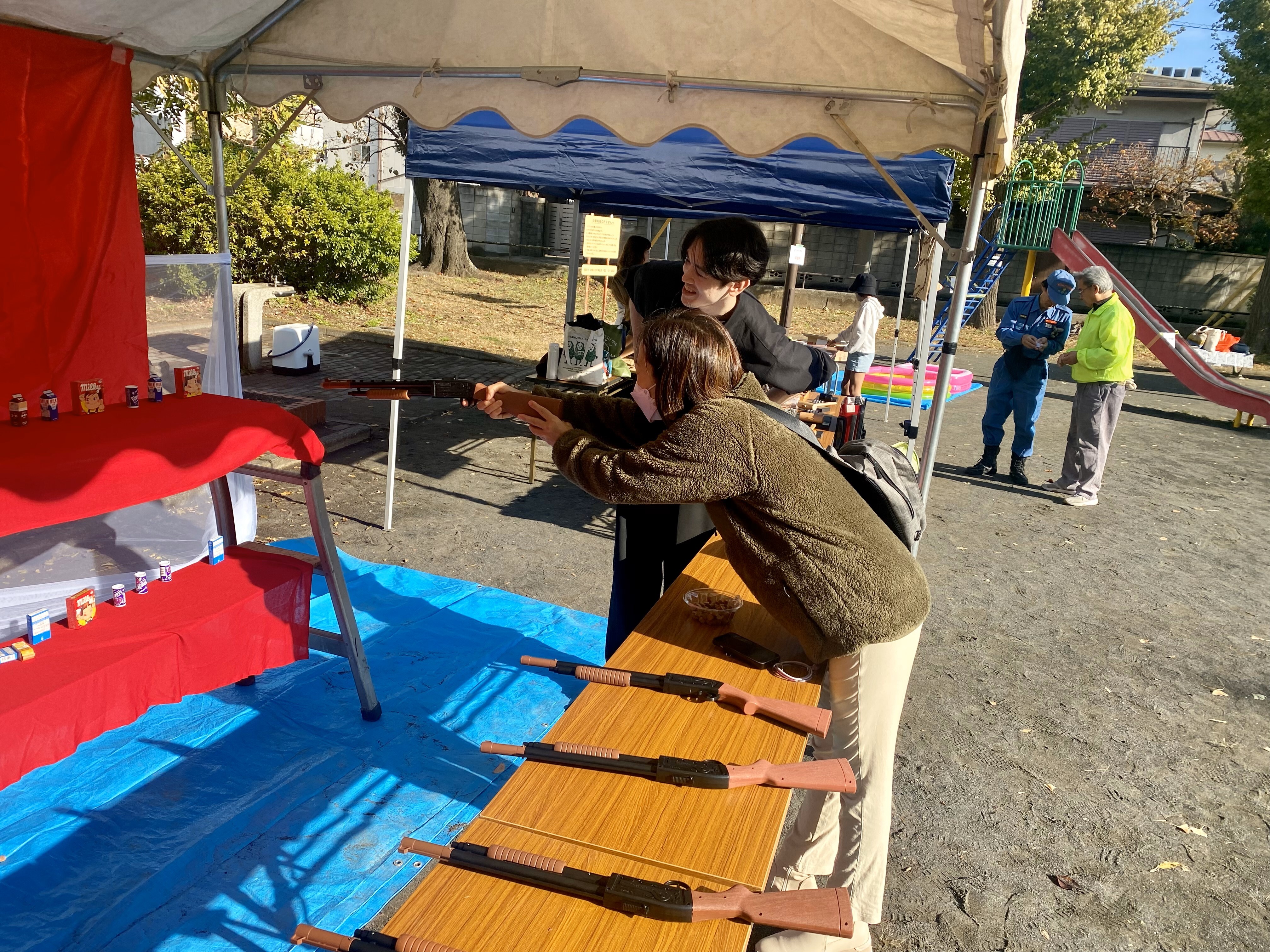 イチョウ祭り　射的