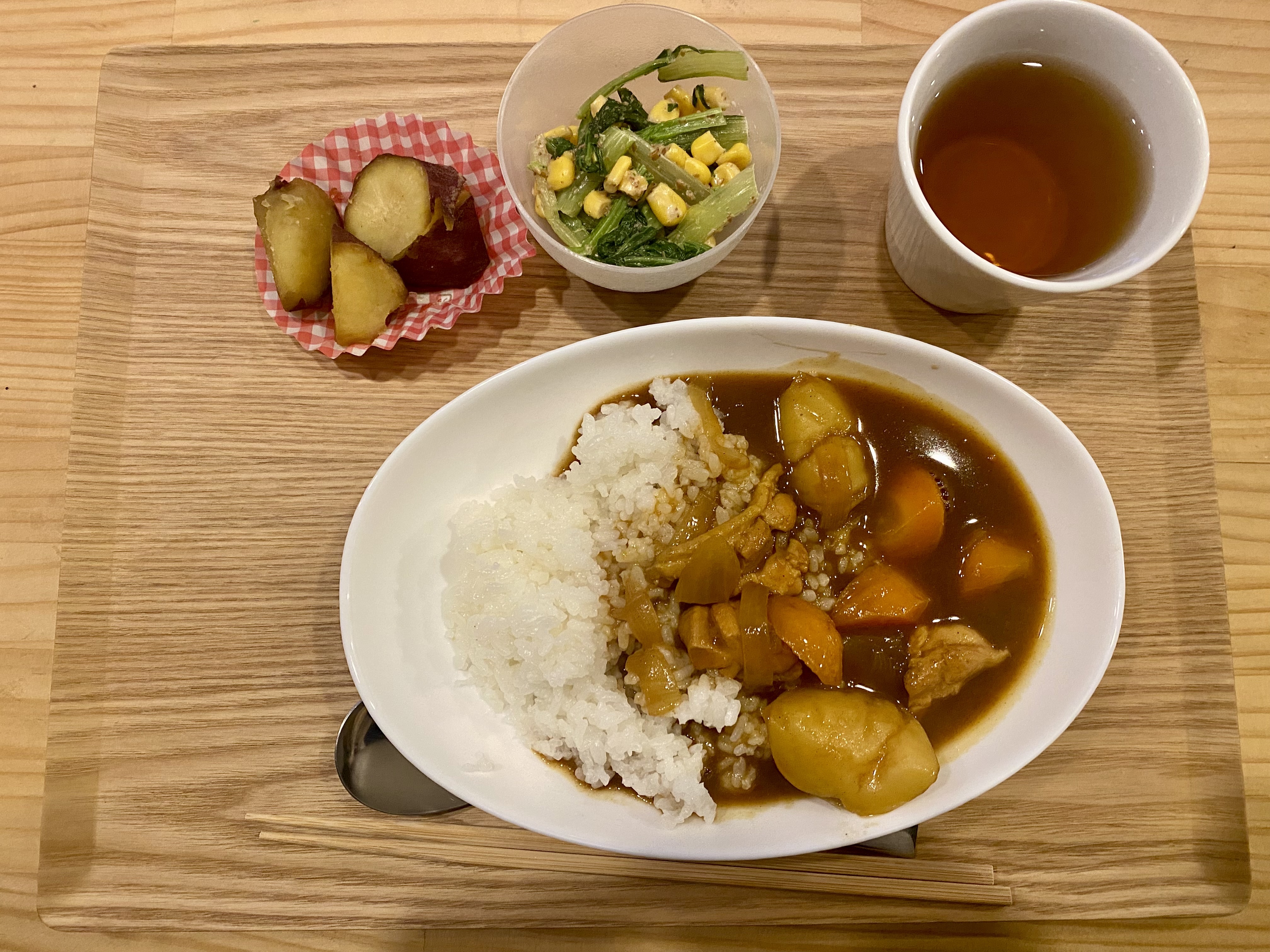 子安の丘みんなの家　カレー