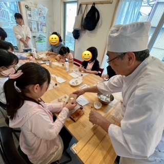 和菓子作りイベント　子安の丘みんなの家